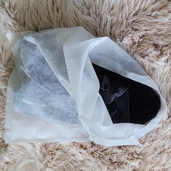 Sandals - Picture 4 of 4